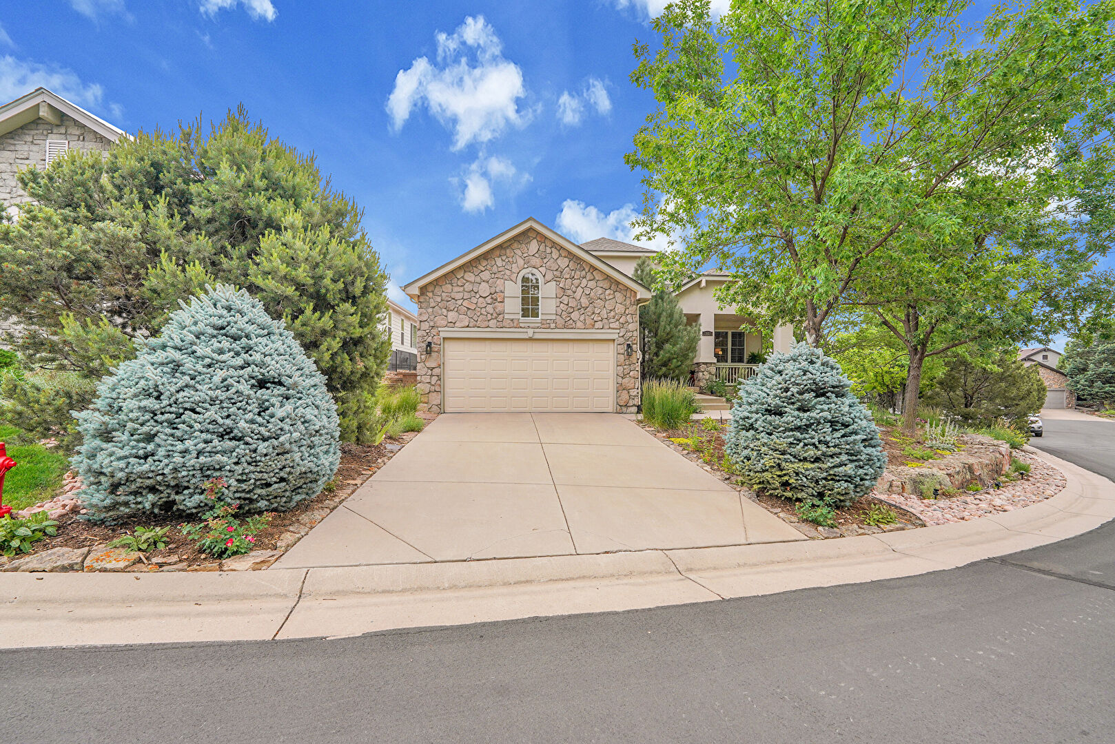 7628 Pineridge Terrace, Castle Pines, CO 80108, listed by Natalie Force, MLS ID: 8779365