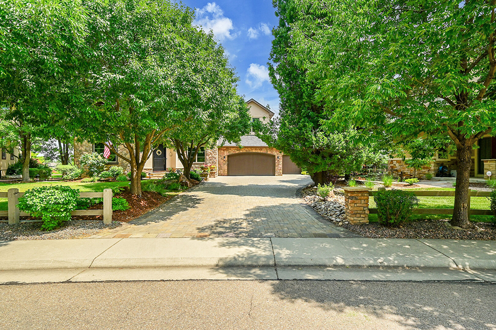 Front at 2842 Shoshone Trail, Lafayette, CO 80026, listed by Carolyn and Dave Scholtz