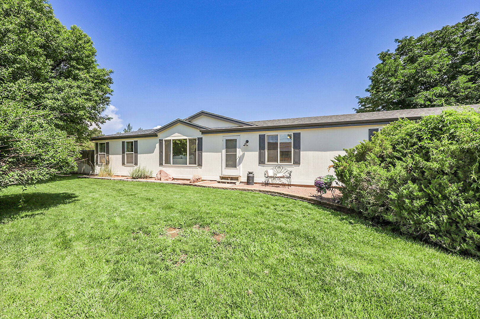 Front at 1431 Pine Street, Cañon City, CO 81212, listed by Preston Troutman