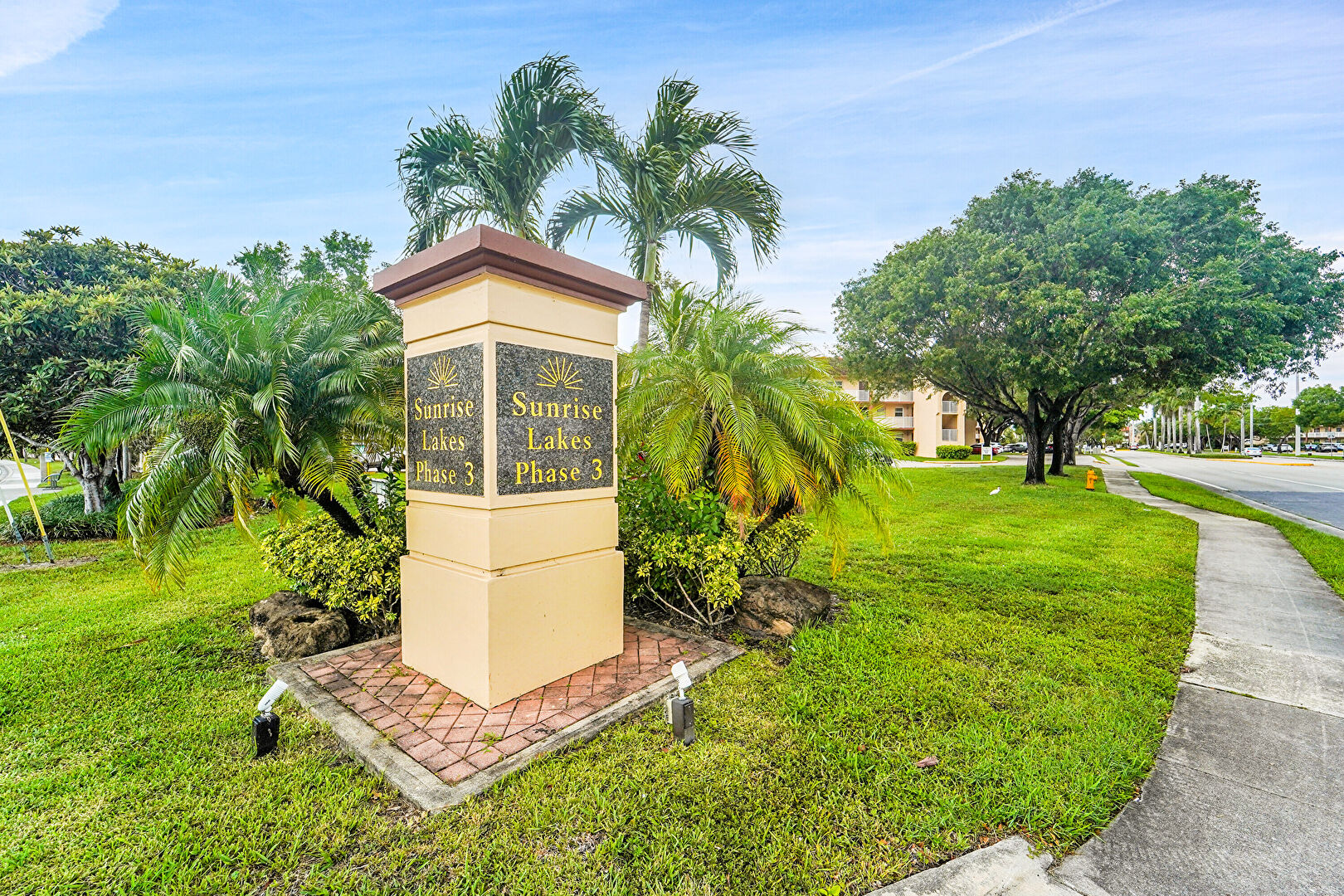 Property Exterior at 9261 Sunrise Lakes #309, Sunrise, FL 33322, listed by Yessika williams