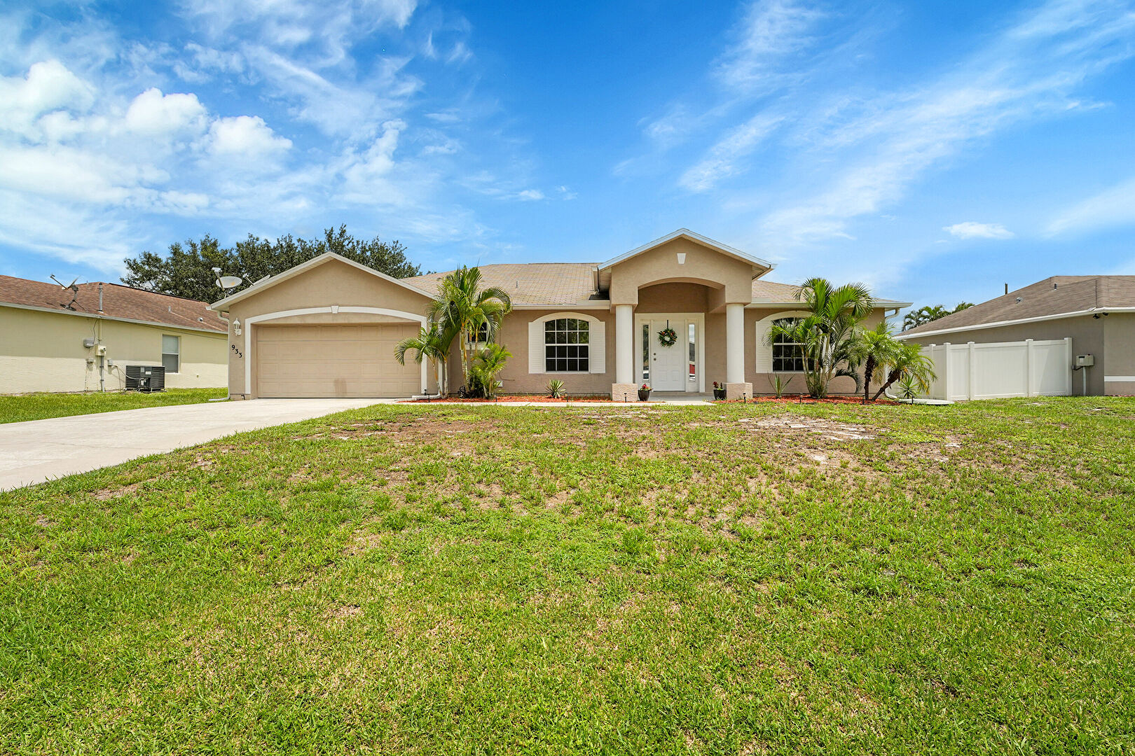 Front at 933 Southeast Caravan Avenue, Port St. Lucie, FL 34983, listed by Jason M Coley