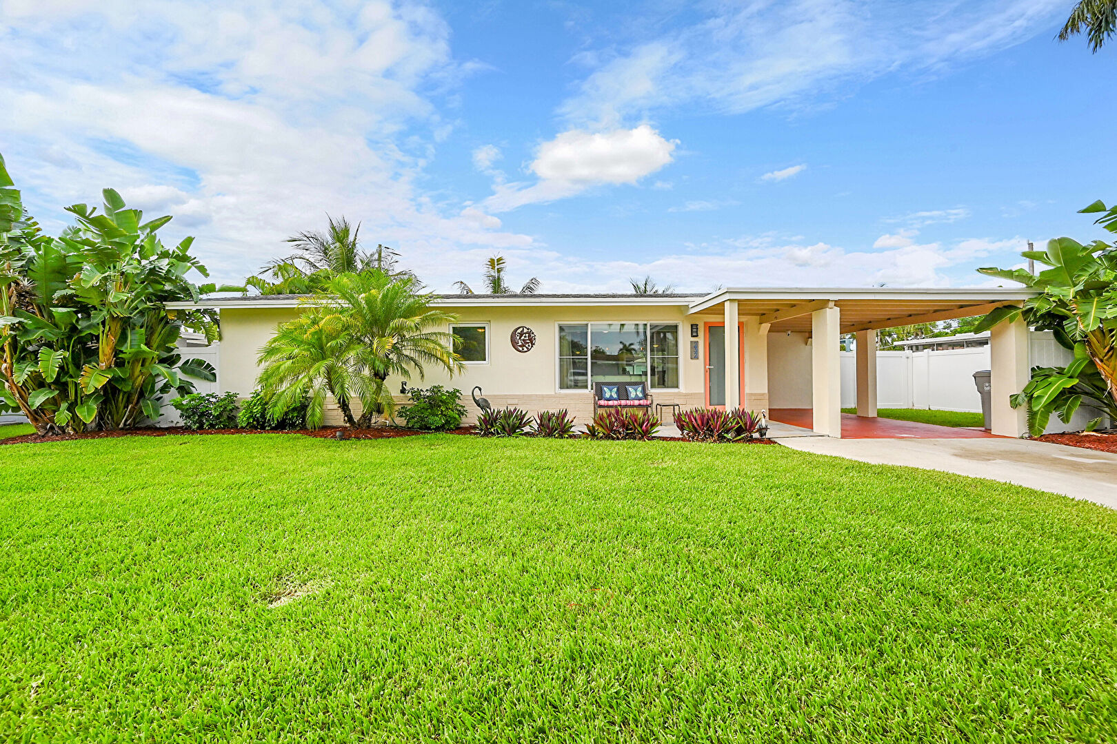 Front at 232 Southwest 13th Street, Pompano Beach, FL 33060, listed by Rachael Barach