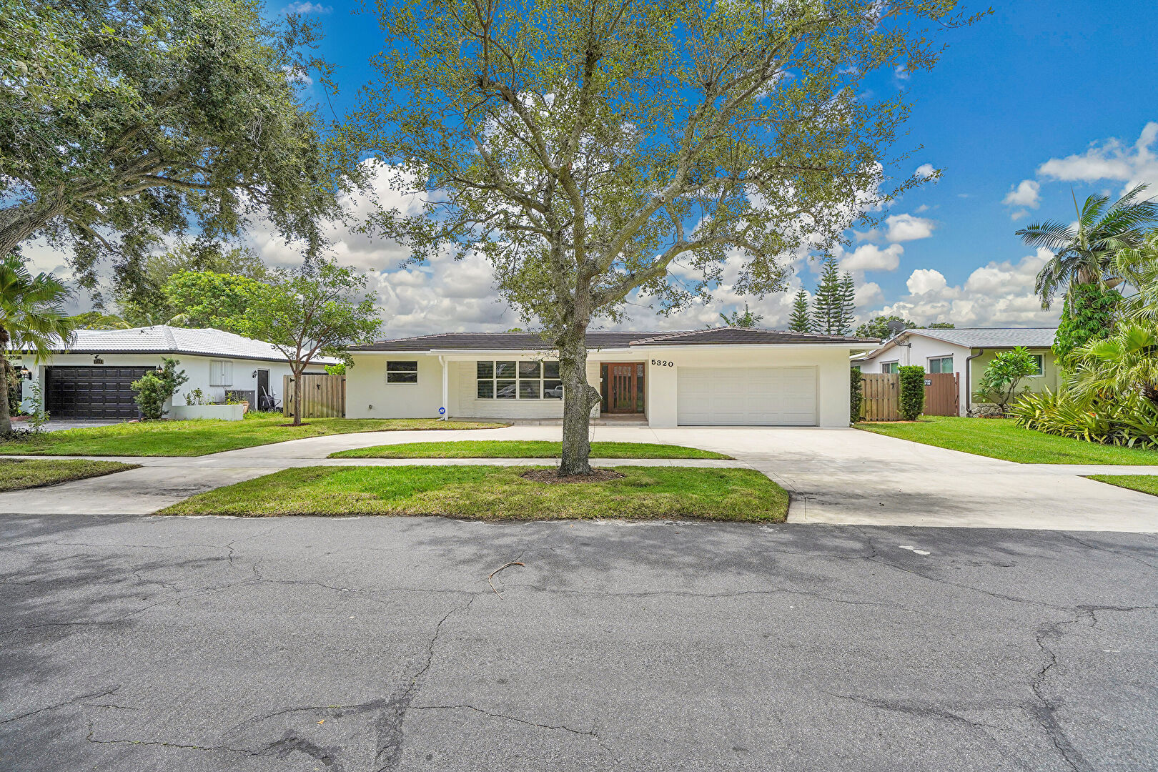 Front at 5320 Southwest 8th Street, Plantation, FL 33317, listed by Gloria Satkowski