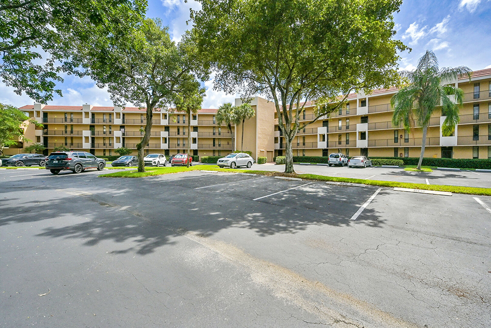 Front at 6547 Coral Lake Drive, 411, Margate, FL 33063, listed by Jose Gil