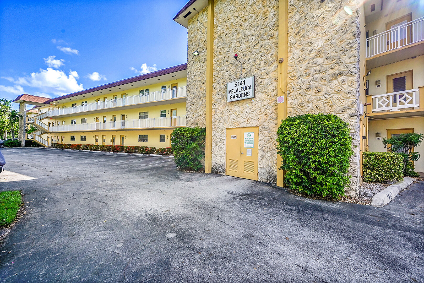 Out Buildings at 5141 West Oakland Park Boulevard, M211, Lauderdale Lakes, FL 33313, listed by Deborah  Carr