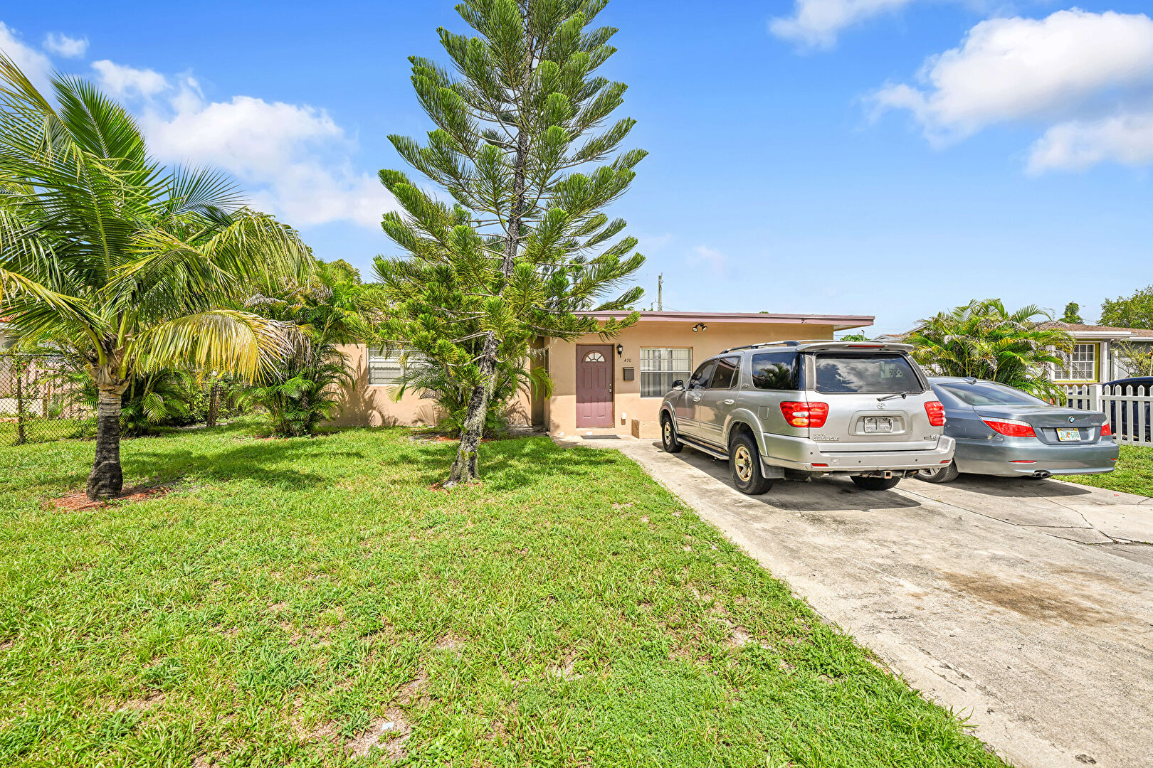 Front at 470 Arizona Avenue, Fort Lauderdale, FL 33312, listed by David Phelps