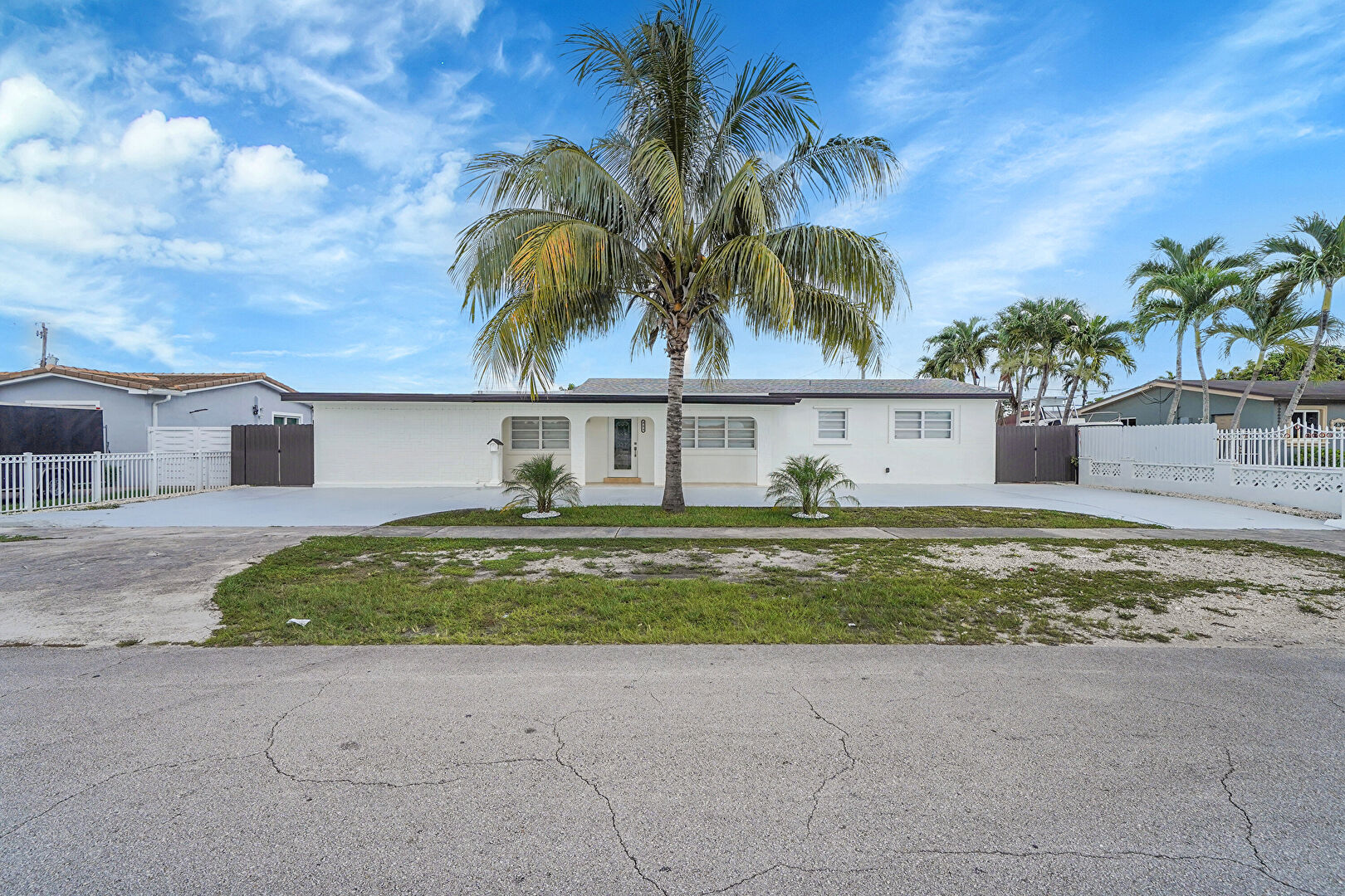 Front at 453 West 40th Place, Hialeah, FL 33012, listed by Rafael Carrero