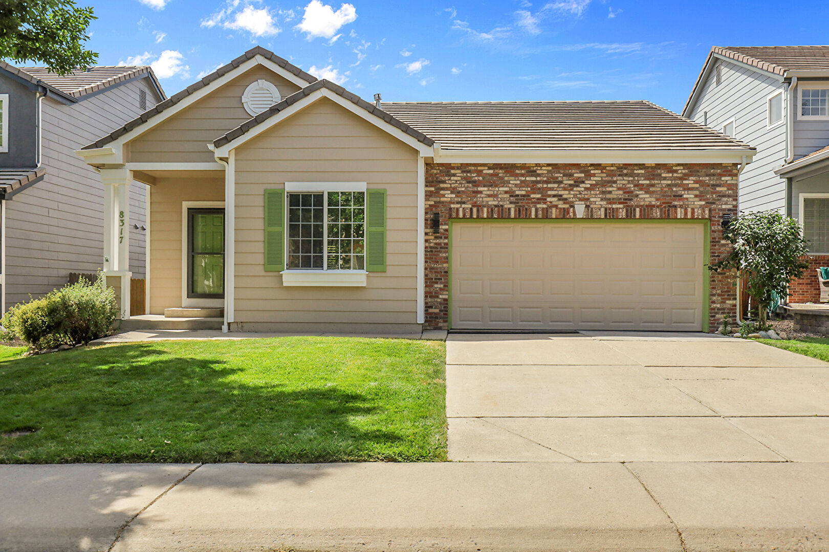 Front at 8317 South Pierce Way, Littleton, CO 80128, listed by Diane Florschuetz