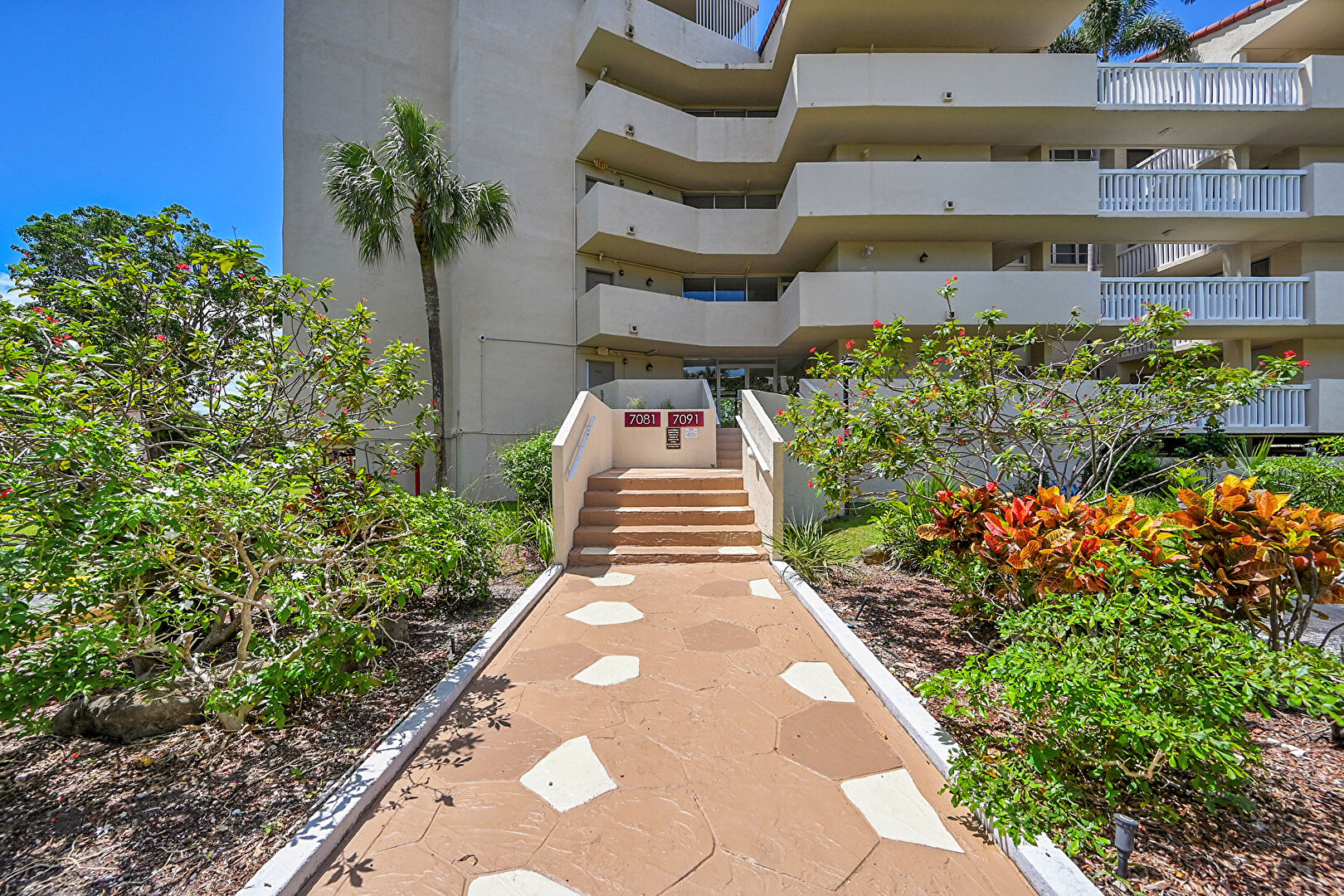 Front at 7081 Environ Boulevard, Apt 339, Lauderhill, FL 33319, listed by Mishka Clarke