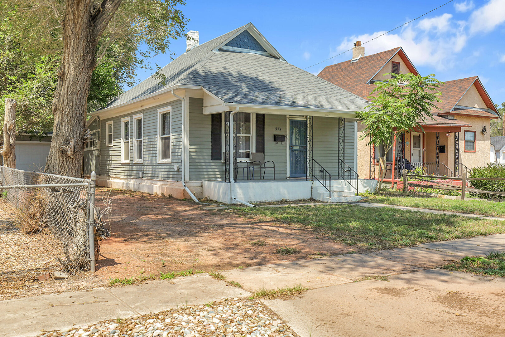 Front at 917 Bragdon Avenue, Pueblo, CO 81004, listed by Alfredo Rodriguez