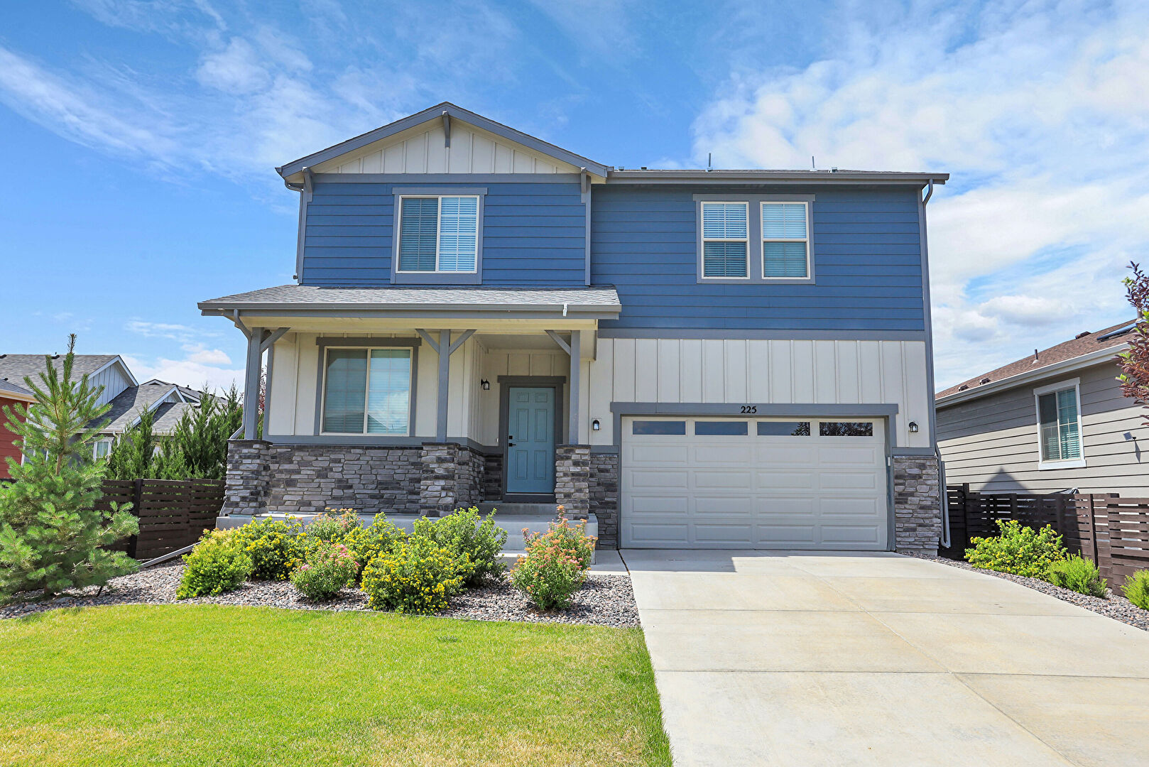 Front at 225 South Robertsdale Street, Aurora, CO 80018, listed by Taylor Haas