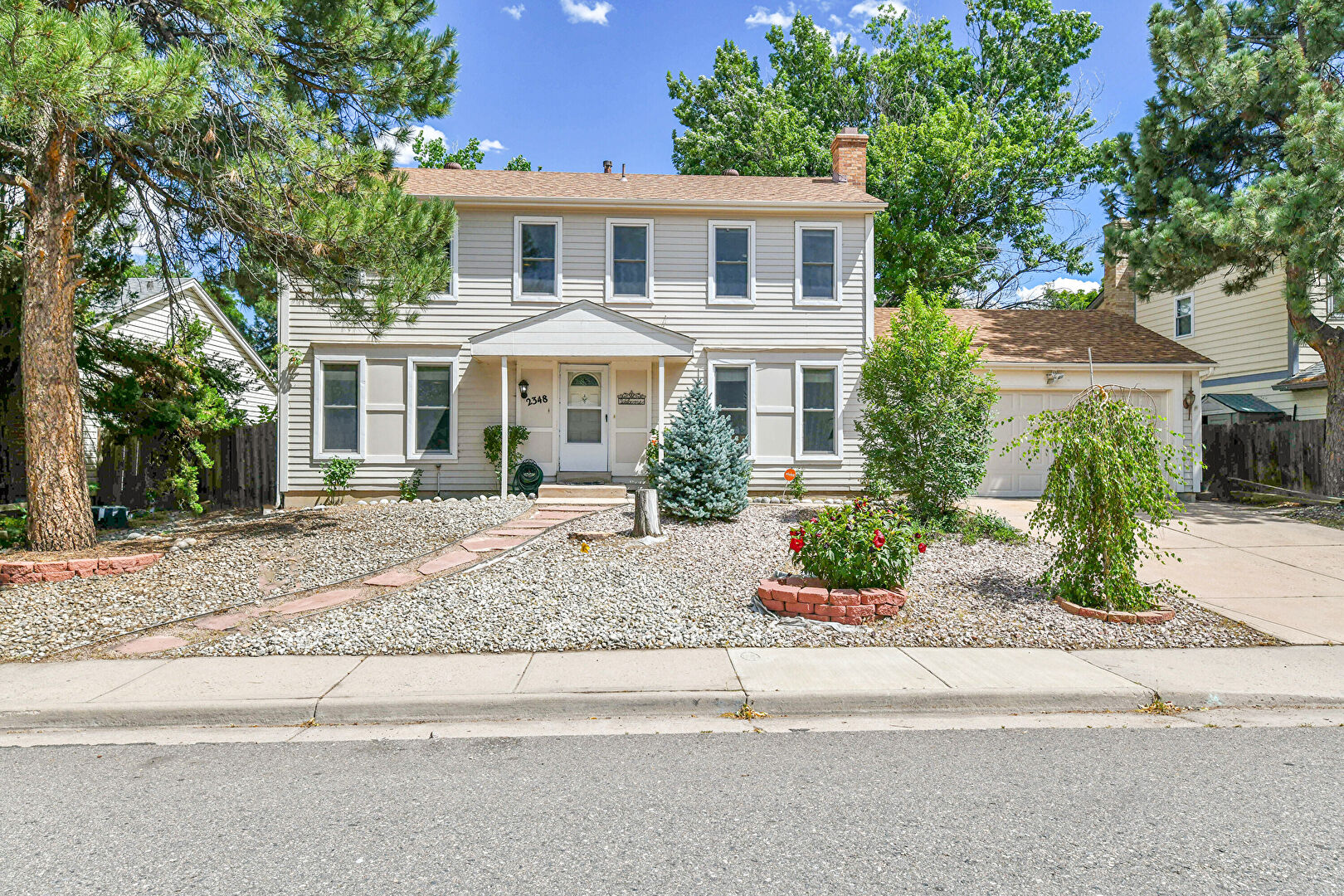 2348 South Elkhart Street, Aurora, CO 80014, listed by RaNae Rodriguez, MLS ID: 3405541