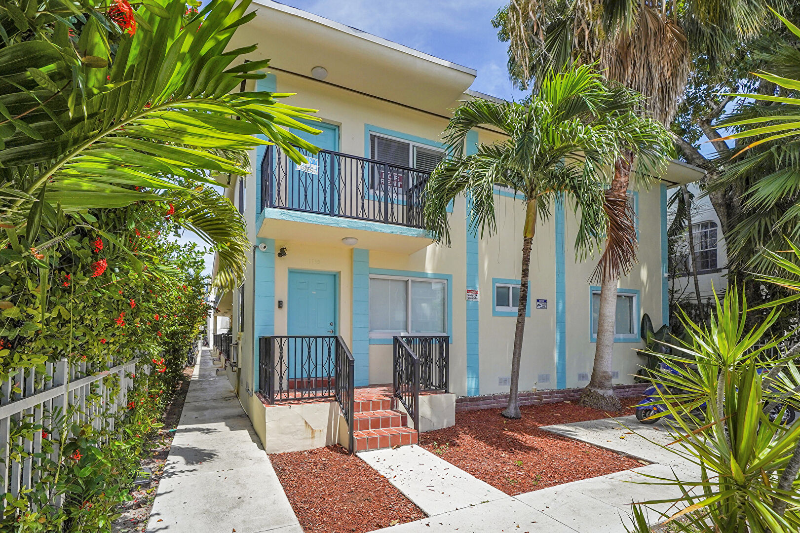 Front at 1135 Euclid Ave, Miami Beach, FL 33139, listed by Isolda Medina, MLS ID: F10038289