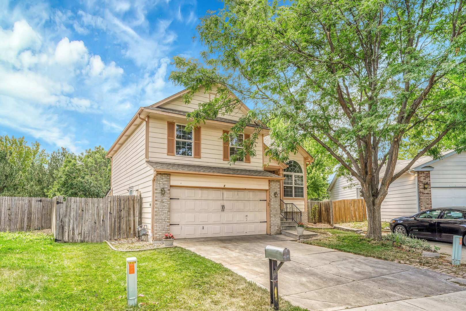 Front at 12910 Monarch Court Court, Broomfield, CO 80020, listed by Jane Pearson, MLS ID: 7088608