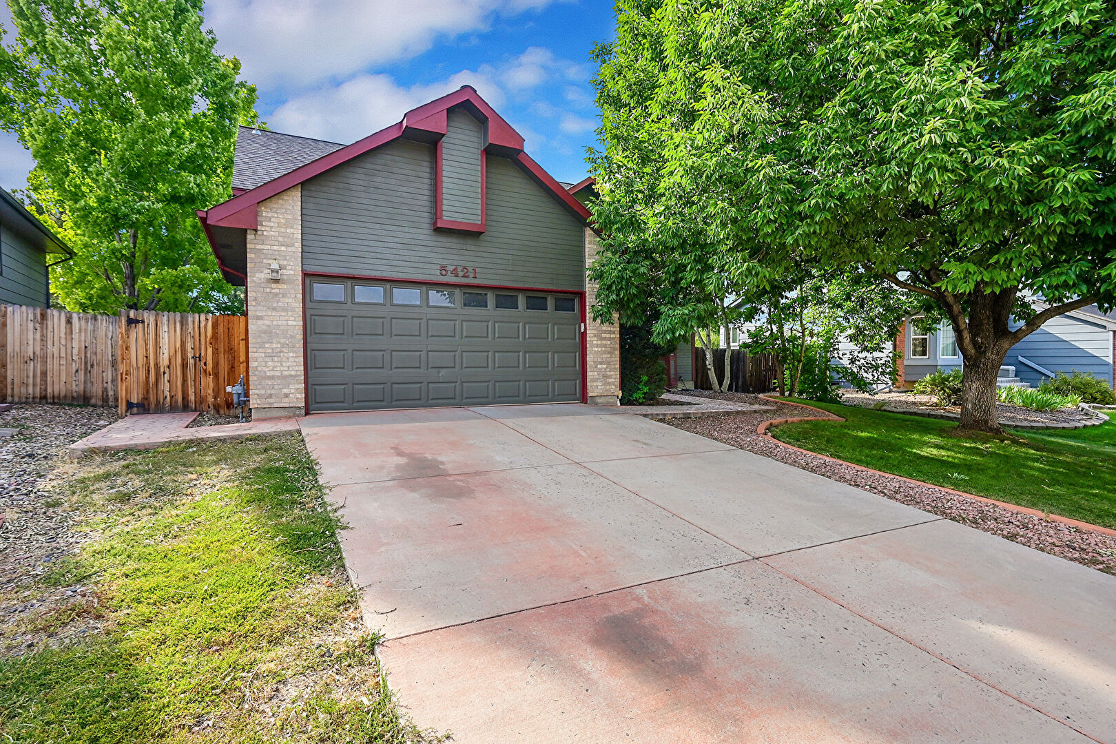 Front at 5421 South Vivian Street, Littleton, CO 80127, listed by Cesar Pena