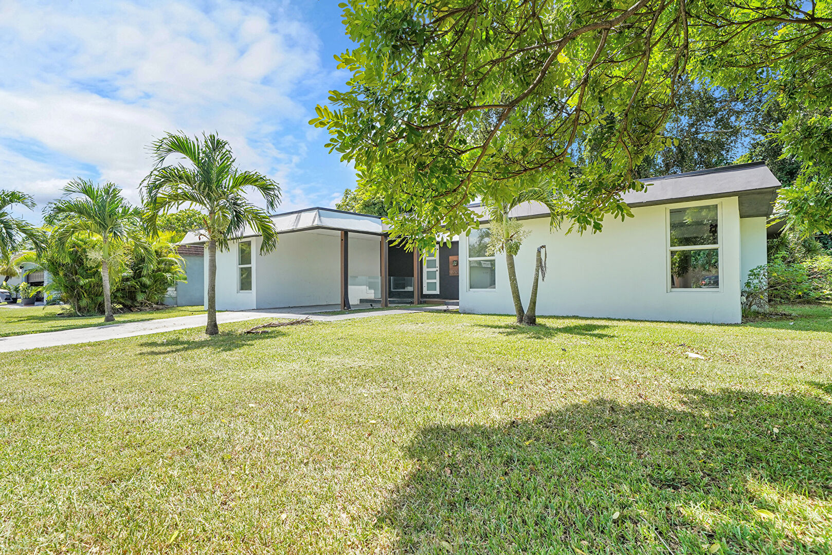 Front at 7200 Northwest 68th Street, Tamarac, FL 33321, listed by Nikki Hanna, MLS ID: F10518534