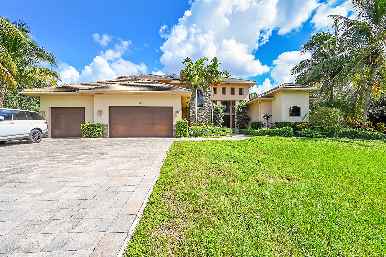 Front at 11231 Northwest 19th Court, Plantation, FL 33323, listed by Howard Chase