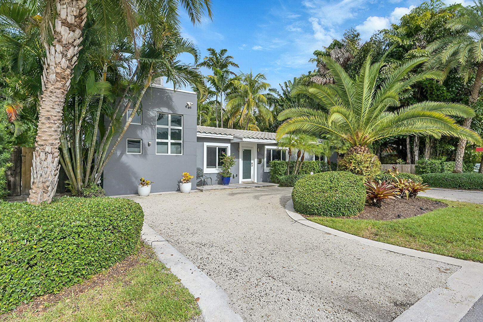 Front at 2716 Northeast 10th Terrace, Wilton Manors, FL 33334, listed by Chris Toomey, MLS ID: F10518956