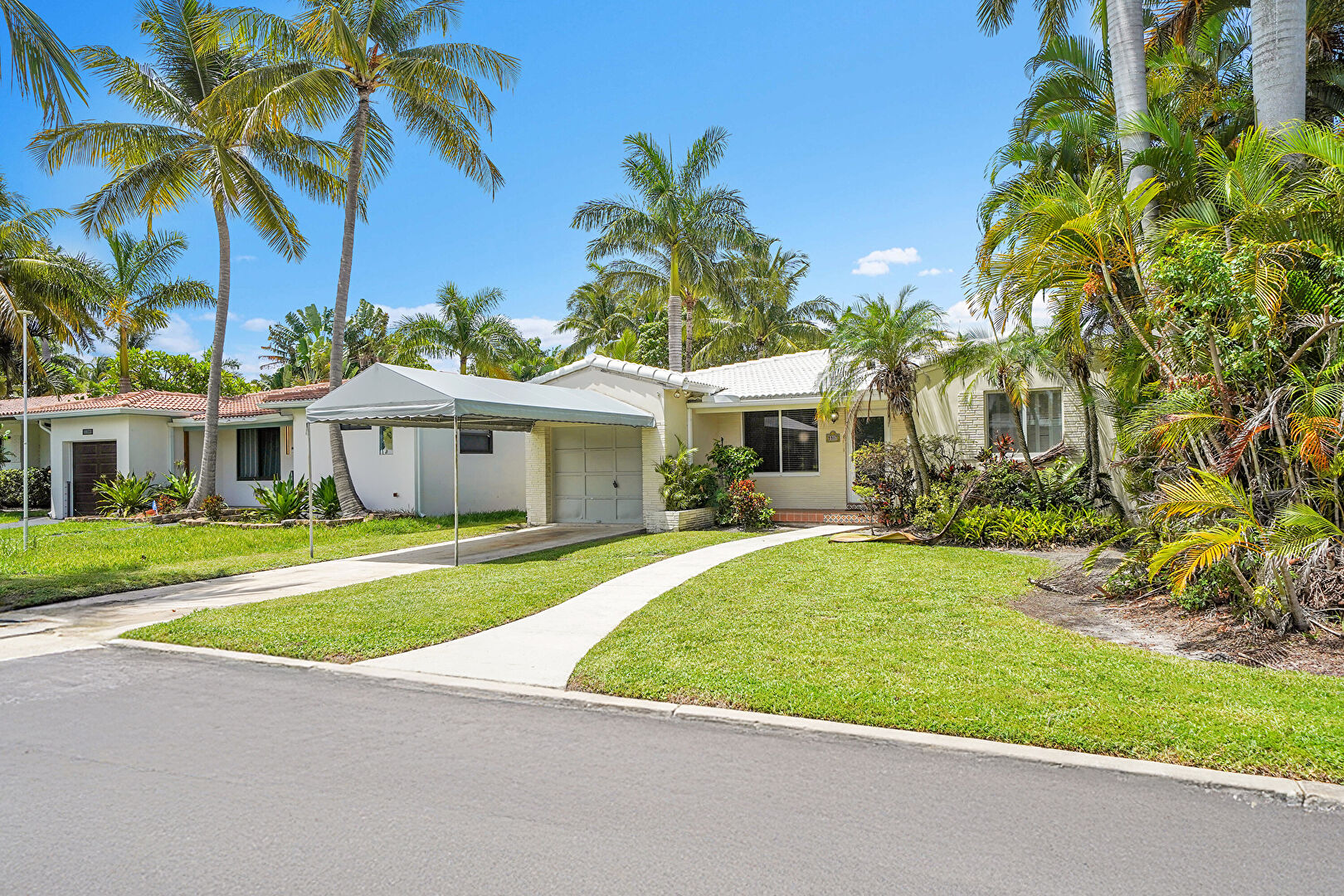 Front at 1107 Adams Street, Hollywood, FL 33019, listed by Barbara Marks