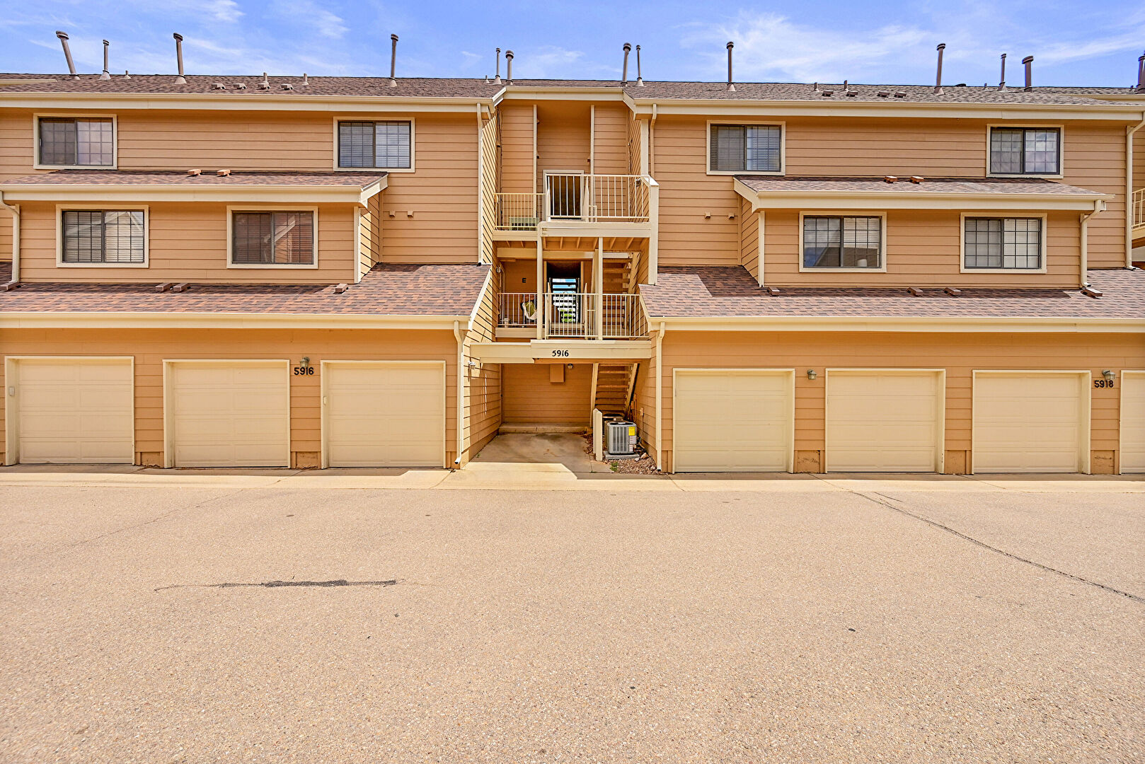 Front at 5916 Gunbarrel Avenue, Boulder, CO 80301, listed by Taylor Haas
