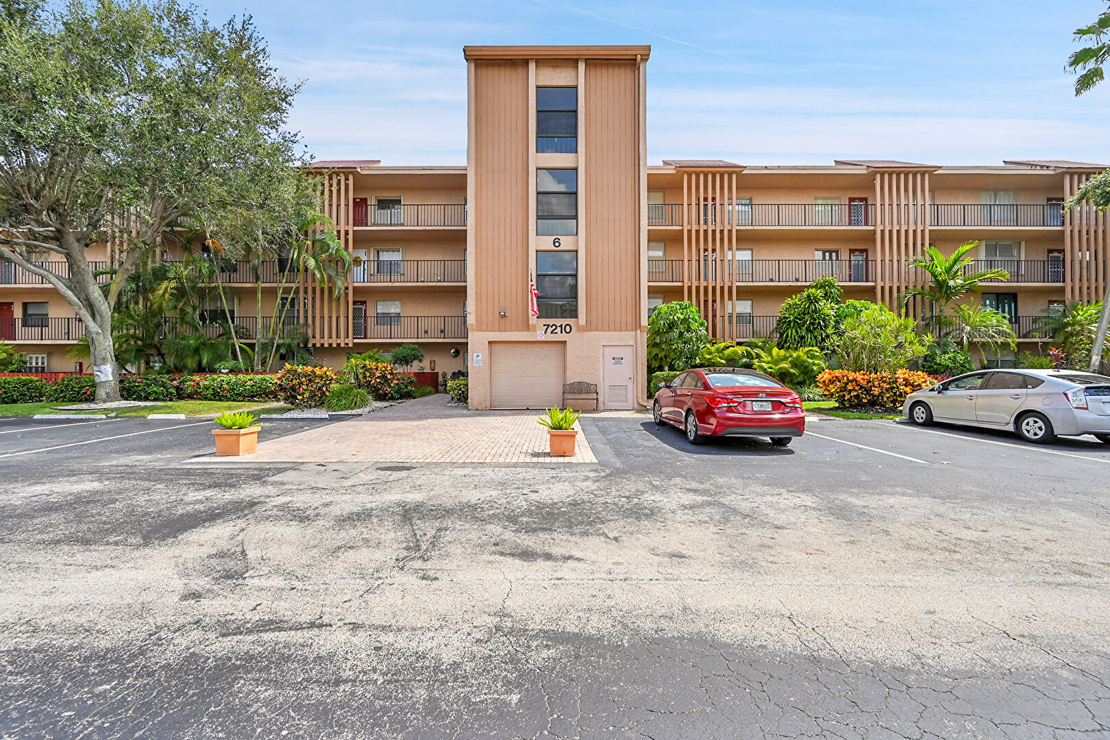 Front at 7210 Lake Circle Drive, 401, Margate, FL 33063, listed by Lucy Venegas