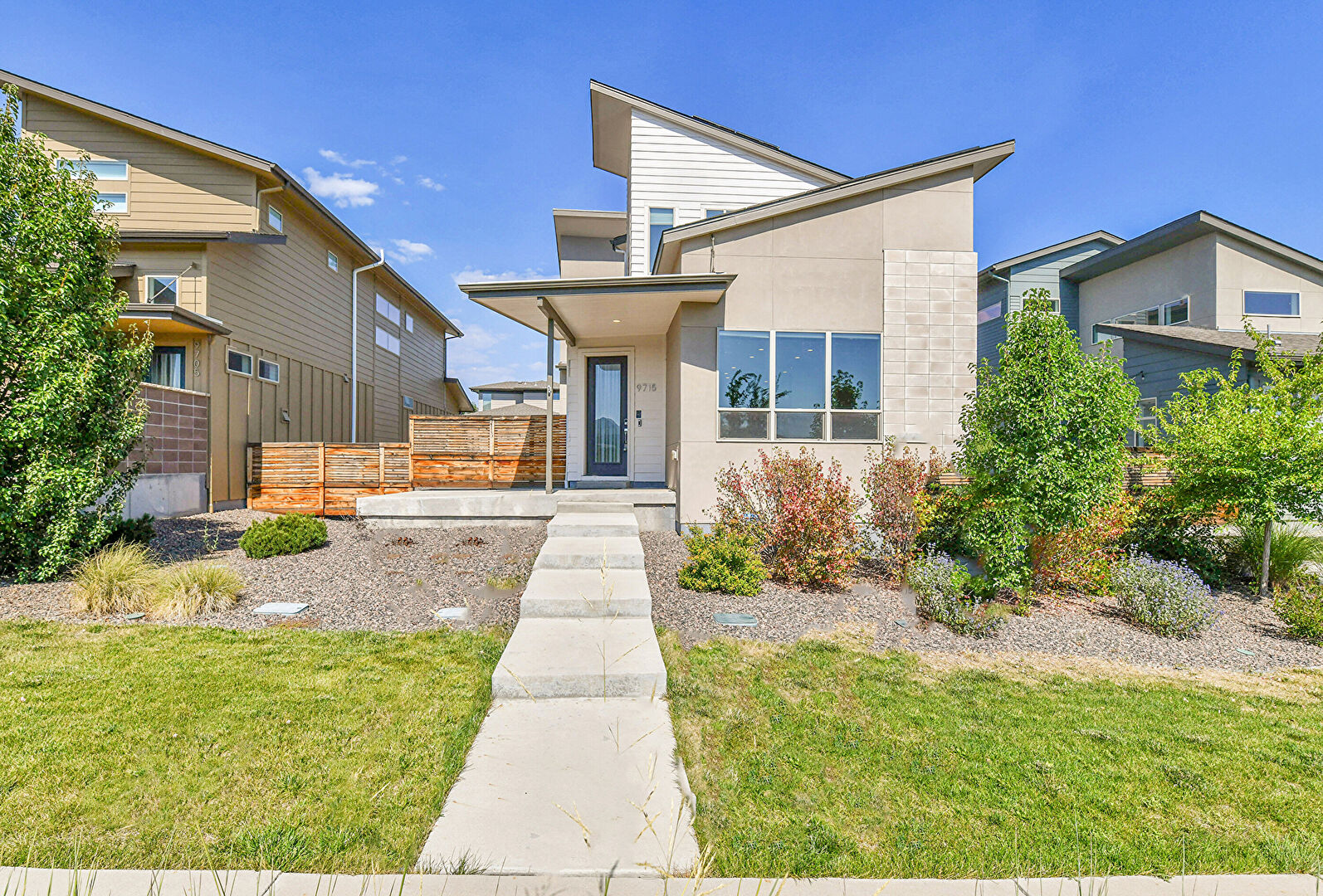 Front at 9715 Taylor River Circle, Littleton, CO 80125, listed by Jorge Martinez, MLS ID: 9050281