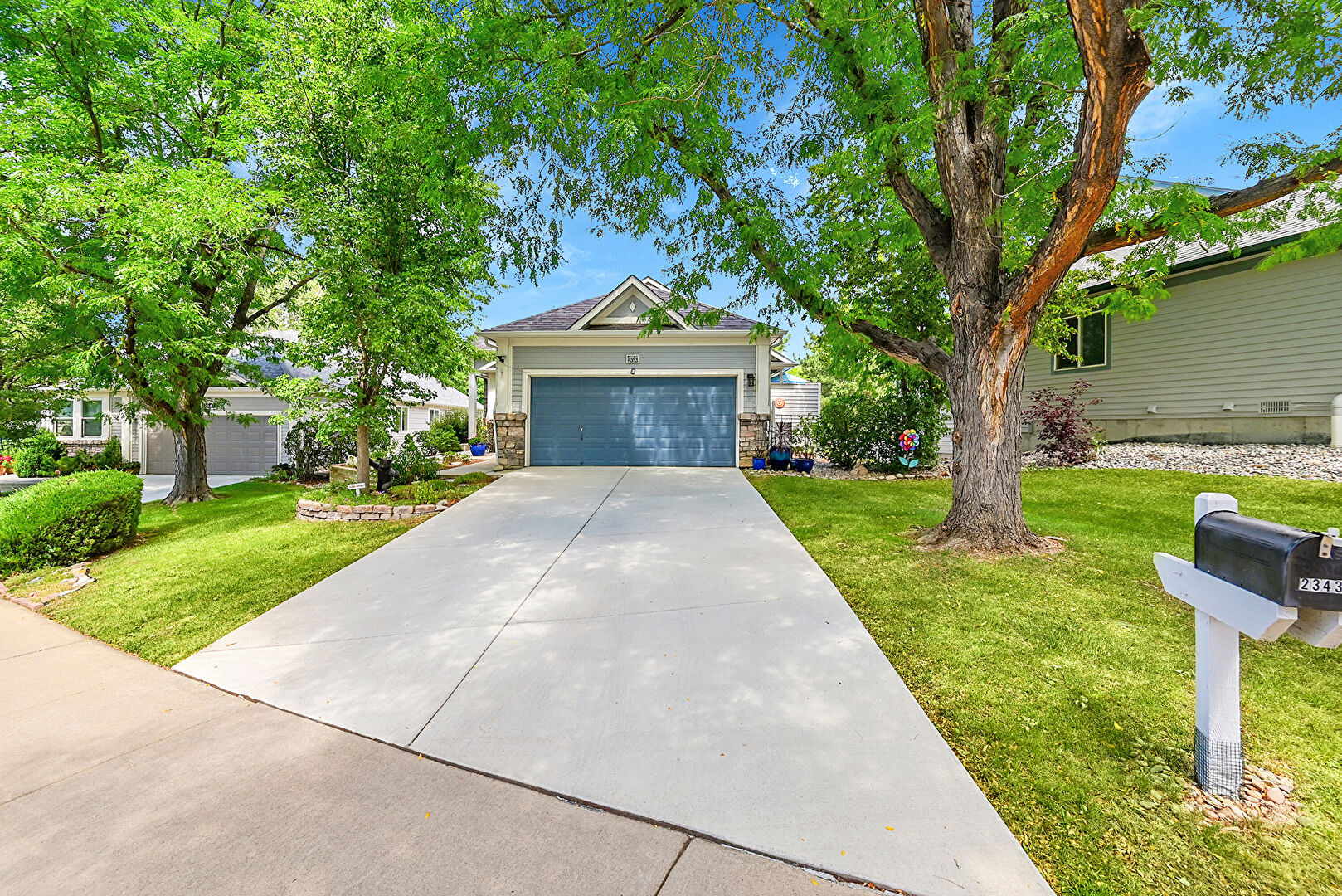 Front at 2343 Lavender Hill Lane, Lafayette, CO 80026, listed by Brian MacDonald