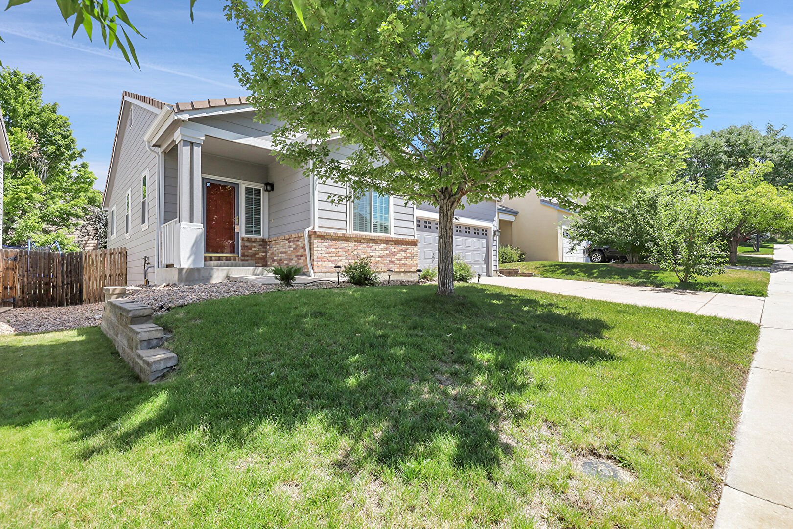 Front at 5262 S Sicily Way, Aurora, CO 80015, listed by Lynn Strobel, MLS ID: 4056782