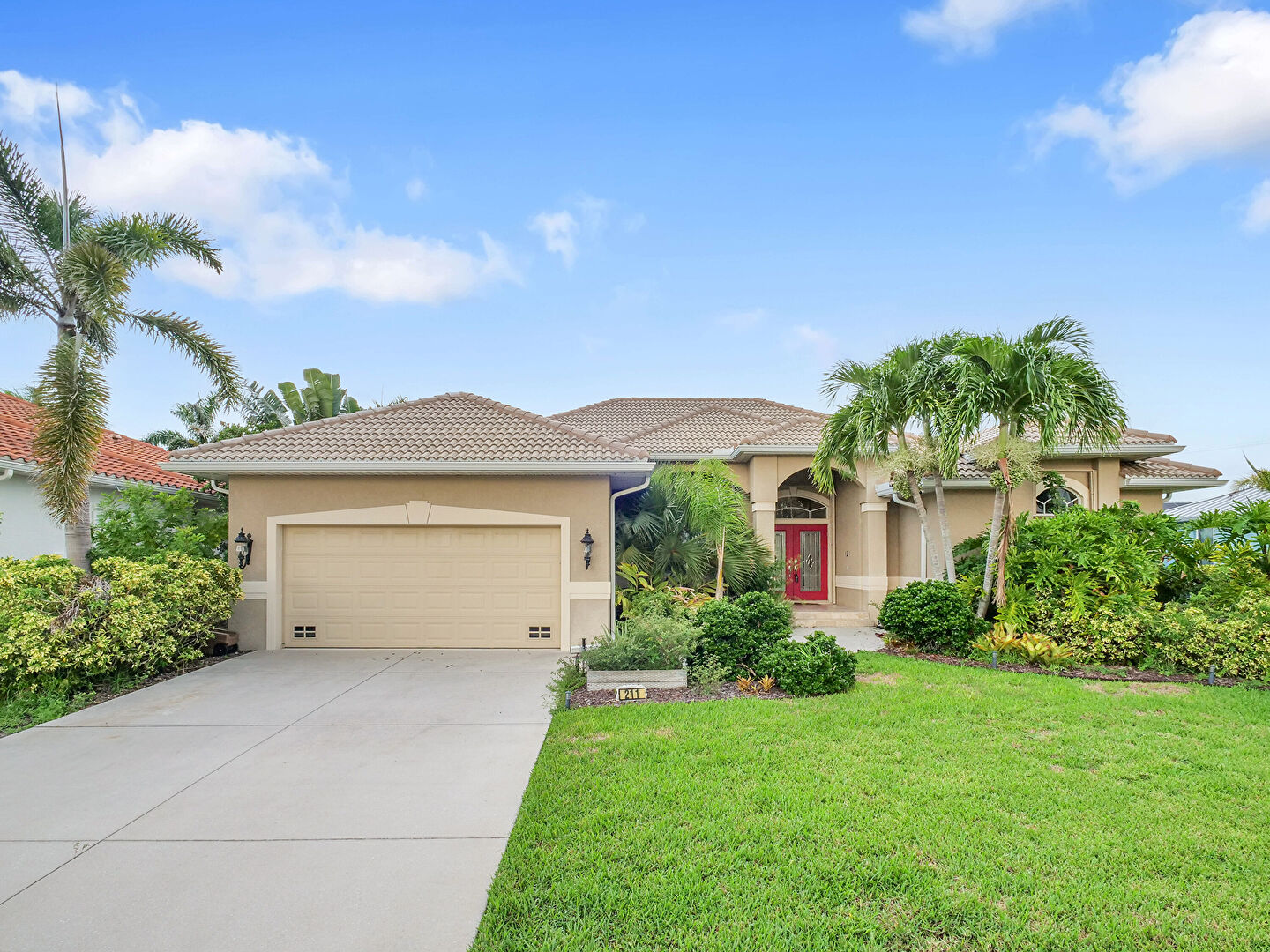 Front at 211 Lido Drive, Punta Gorda, FL 33950, listed by Kira Coleman, MLS ID: C7508465