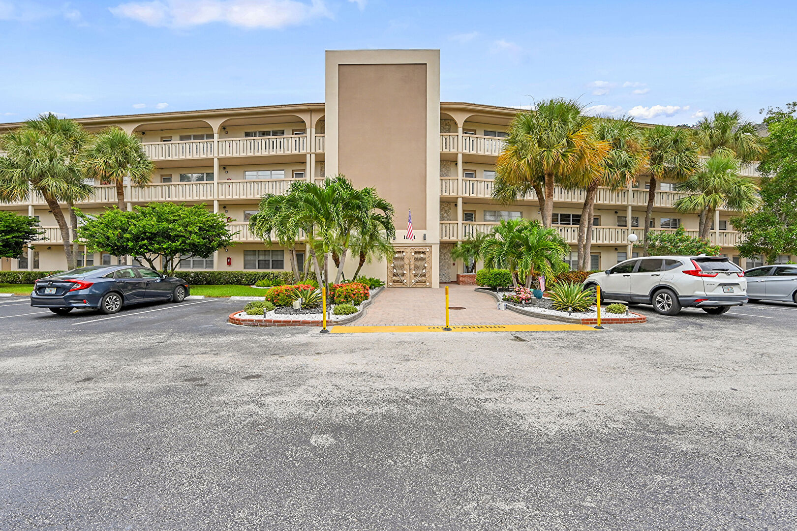 Front at 1901 Bermuda Circle, F2, Coconut Creek, FL 33066, listed by Diana Vasconez