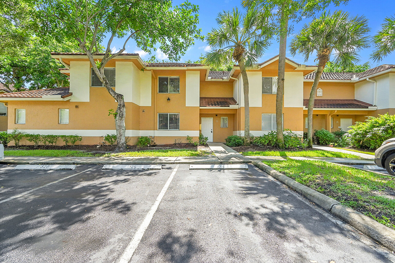 Front at 796 Northwest 91st Terrace, Plantation, FL 33324, listed by Alexandra Cathcart