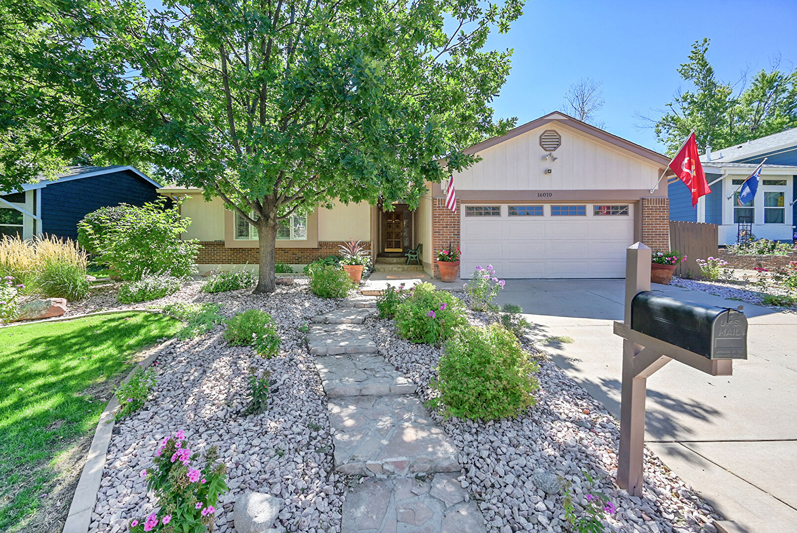 Front at 16010 East Lehigh Circle, Aurora, CO 80013, listed by Luke Brenning