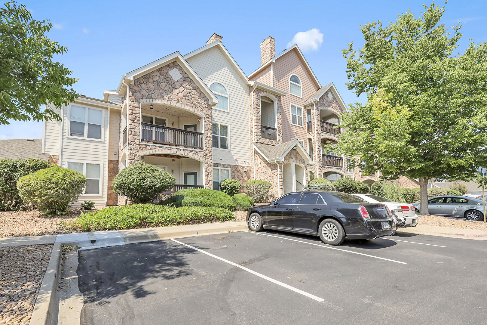 Front of Structure at 19019 E Warren dr #207, Aurora, CO 80013, listed by Aster Waldu