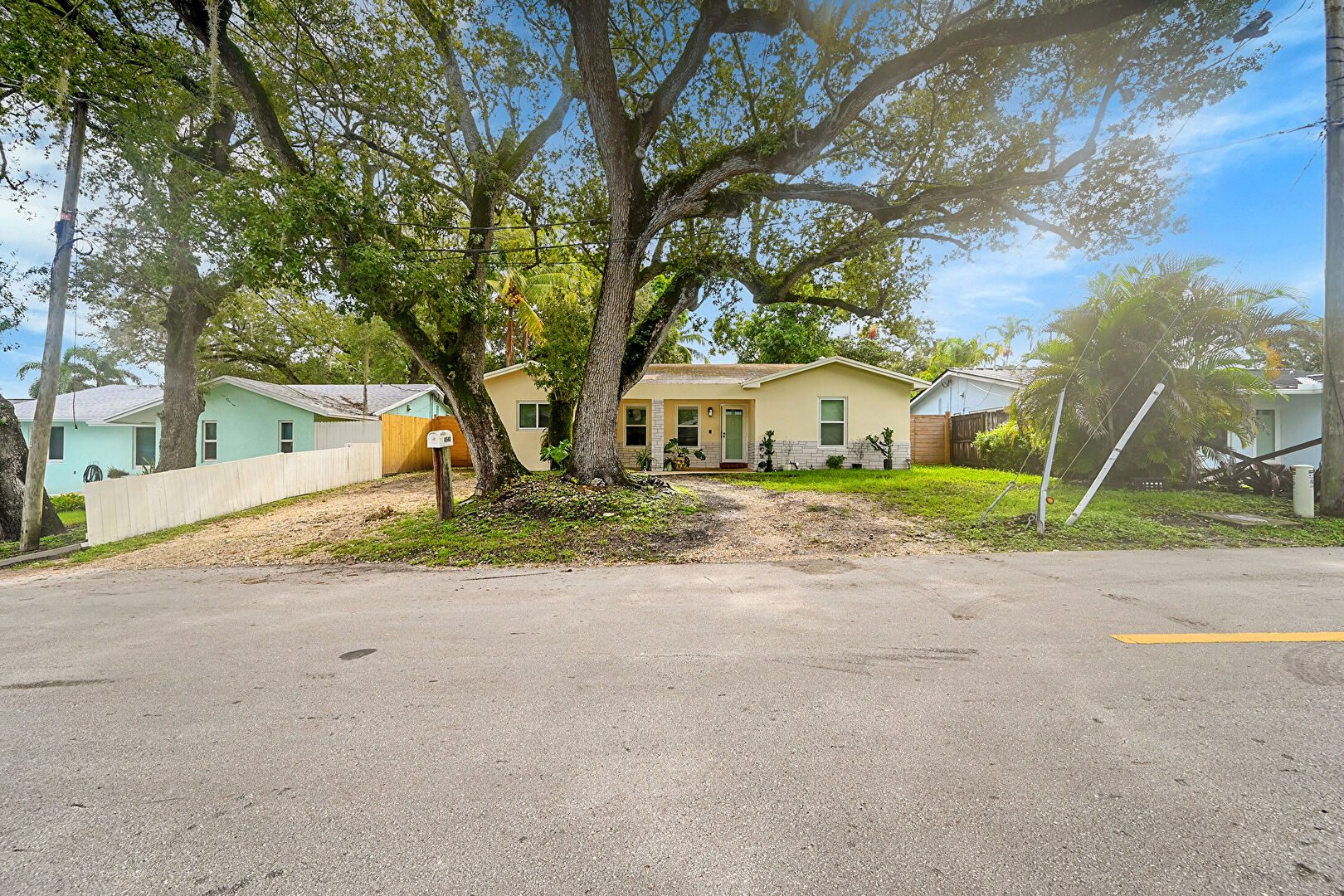 Front at 4540 Southwest 26th Terrace, Fort Lauderdale, FL 33312, listed by Meirav Susi
