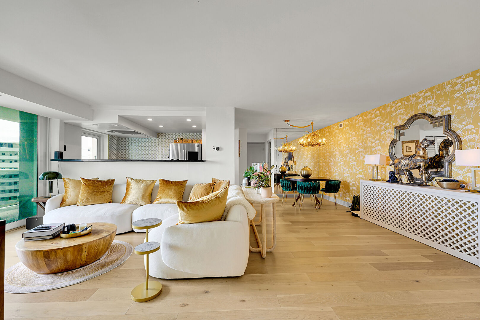 Living Room at 2841 North Ocean Boulevard, Unit 1004, Fort Lauderdale, FL 33308, listed by Matthew Kirby, MLS ID: F10524586