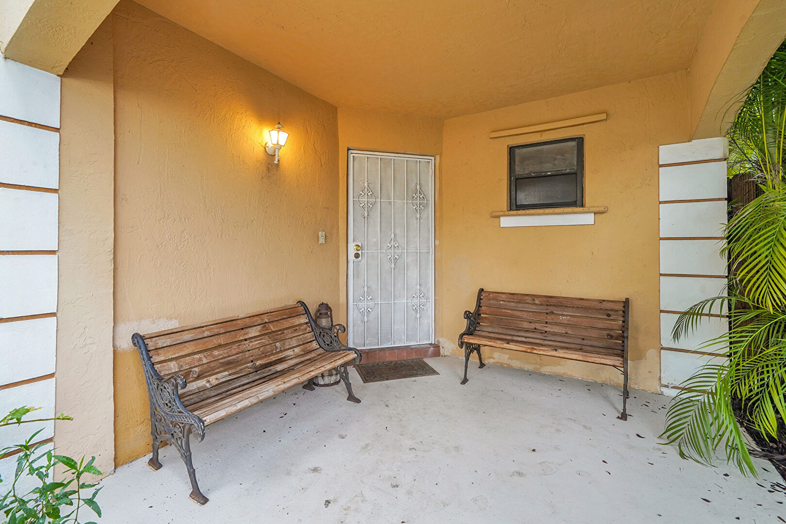 Exterior Entry at 14980 Durham Ln, Davie, FL 33331, listed by Robert DiAlberto, MLS ID: F10524342