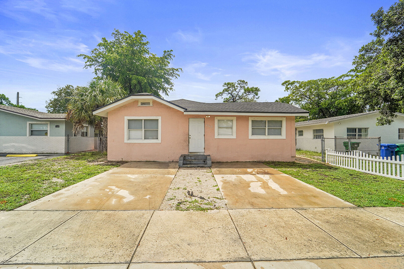 Front at 2360 NW 6TH CT, Fort Lauderdale, FL 33311, listed by Ana  Suarez, MLS ID: F1212011