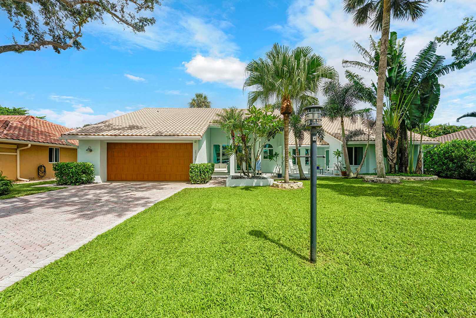 Front at 2739 Oaktree Lane, Oakland PArk, FL 33309, listed by Matt Smith