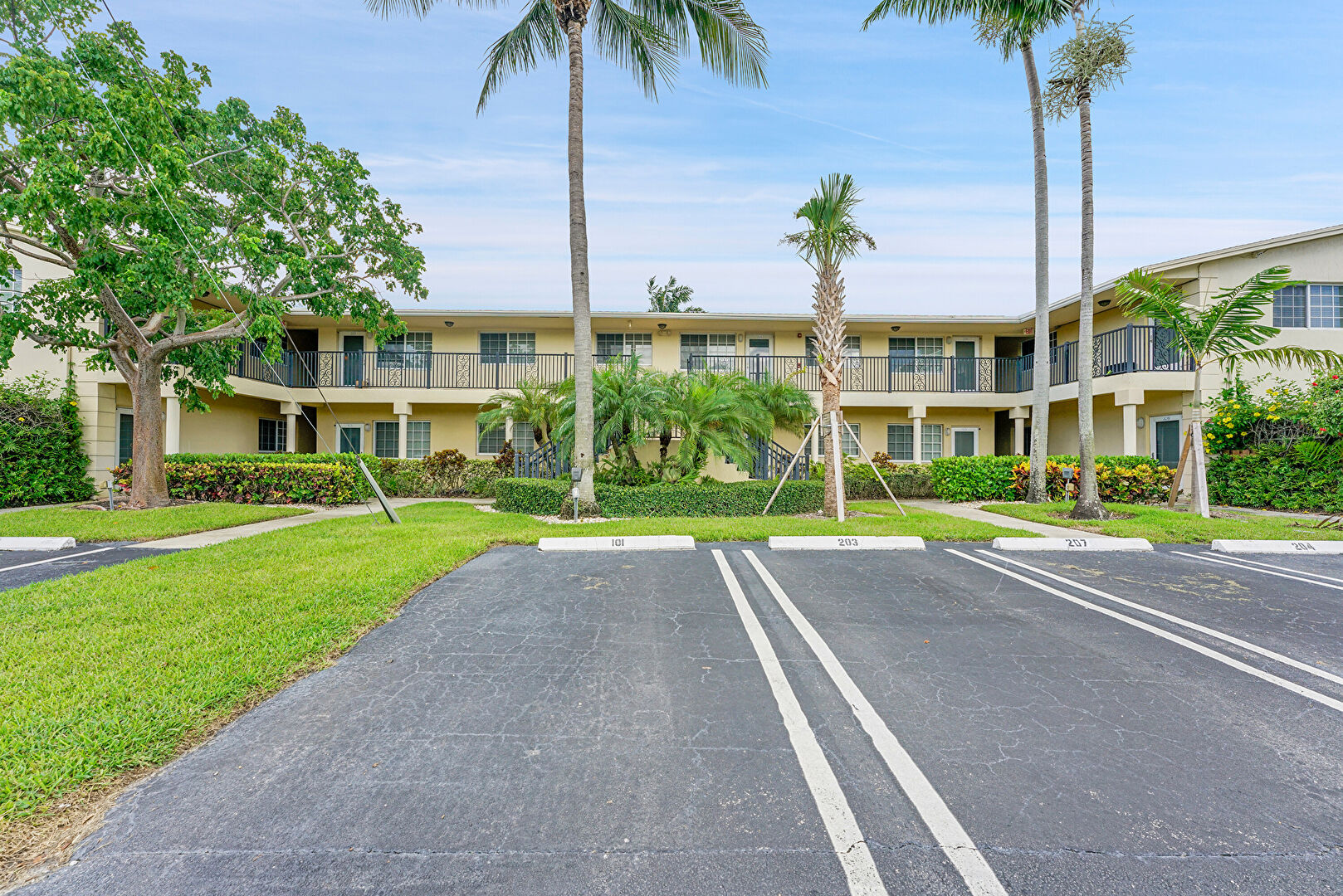 Out Buildings at 410 Southwest 15th Street, 202, Pompano Beach, FL 33060, listed by Michael Haines