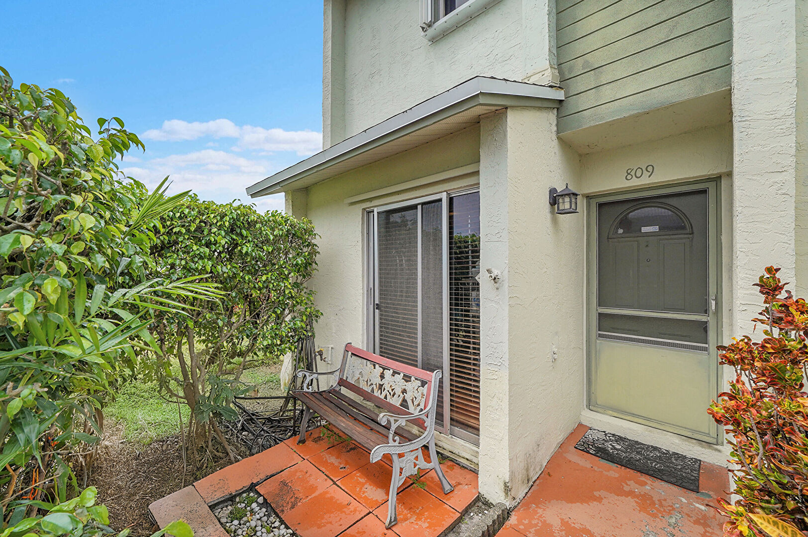 Exterior Entry at 809 Crystal Lake Drive, Pompano Beach, FL 33064, listed by Mervin Moss, MLS ID: F10525610