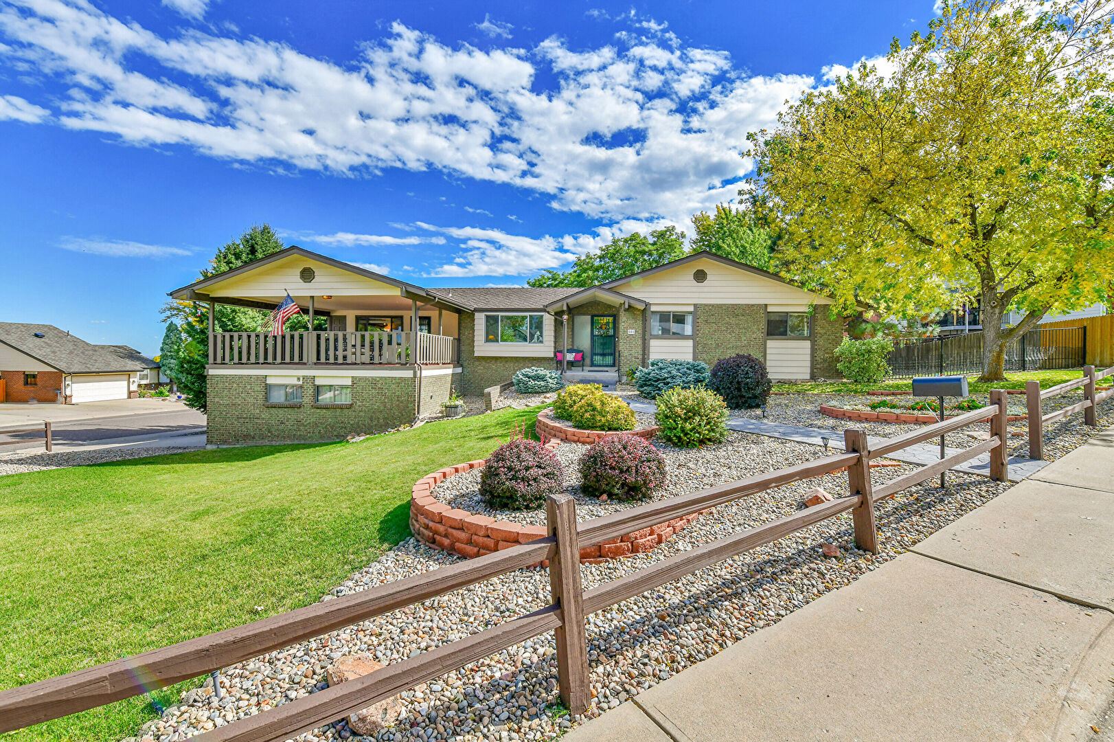 Front at 446 South Fig Way, Lakewood, CO 80228, listed by Lauren Wilson