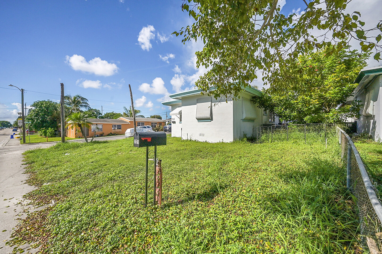 Property Exterior at 721 North A Street, Lake Worth Beach, FL 33460, listed by Anthony Nastase