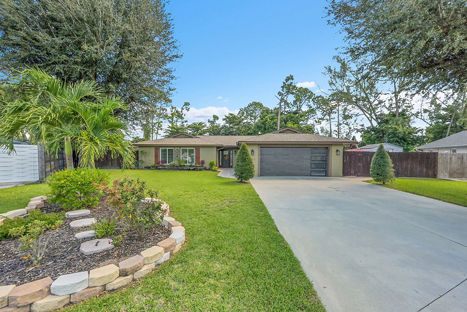 Front at 2474 King Arthurs Court, Fort Myers, FL 33912, listed by Brett Ellis