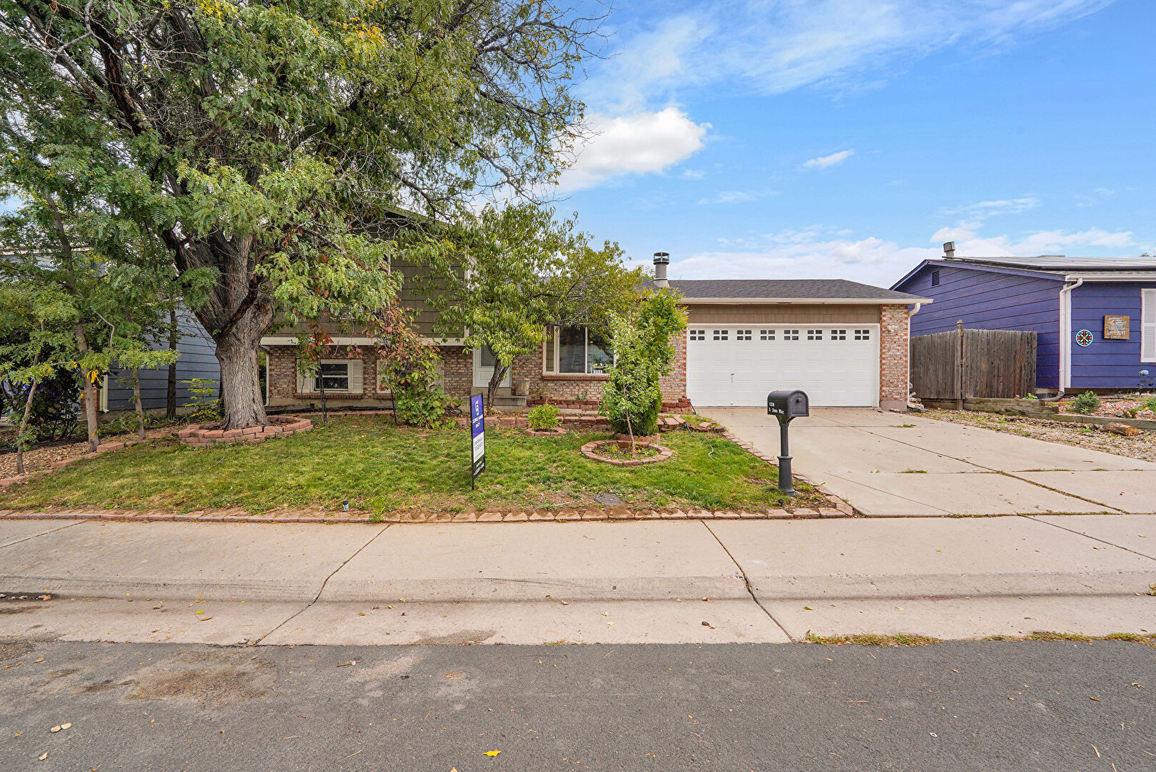 Front at 1336 South Zeno Way, Aurora, CO 80017, listed by Lorri Orihuela