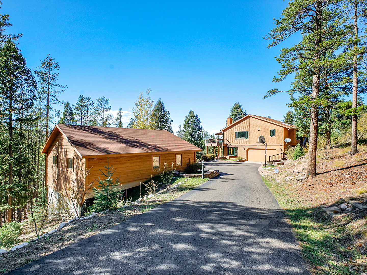 Front at 25227 Red Cloud Drive, Conifer, CO 80433, listed by Kayla Maathuis, MLS ID: 2390453