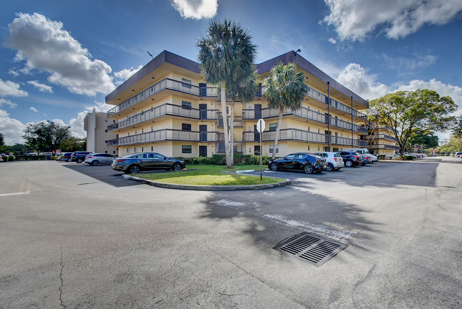 Out Buildings at 6555 West Broward Boulevard, 303, Plantation, FL 33317, listed by Tery Dunn