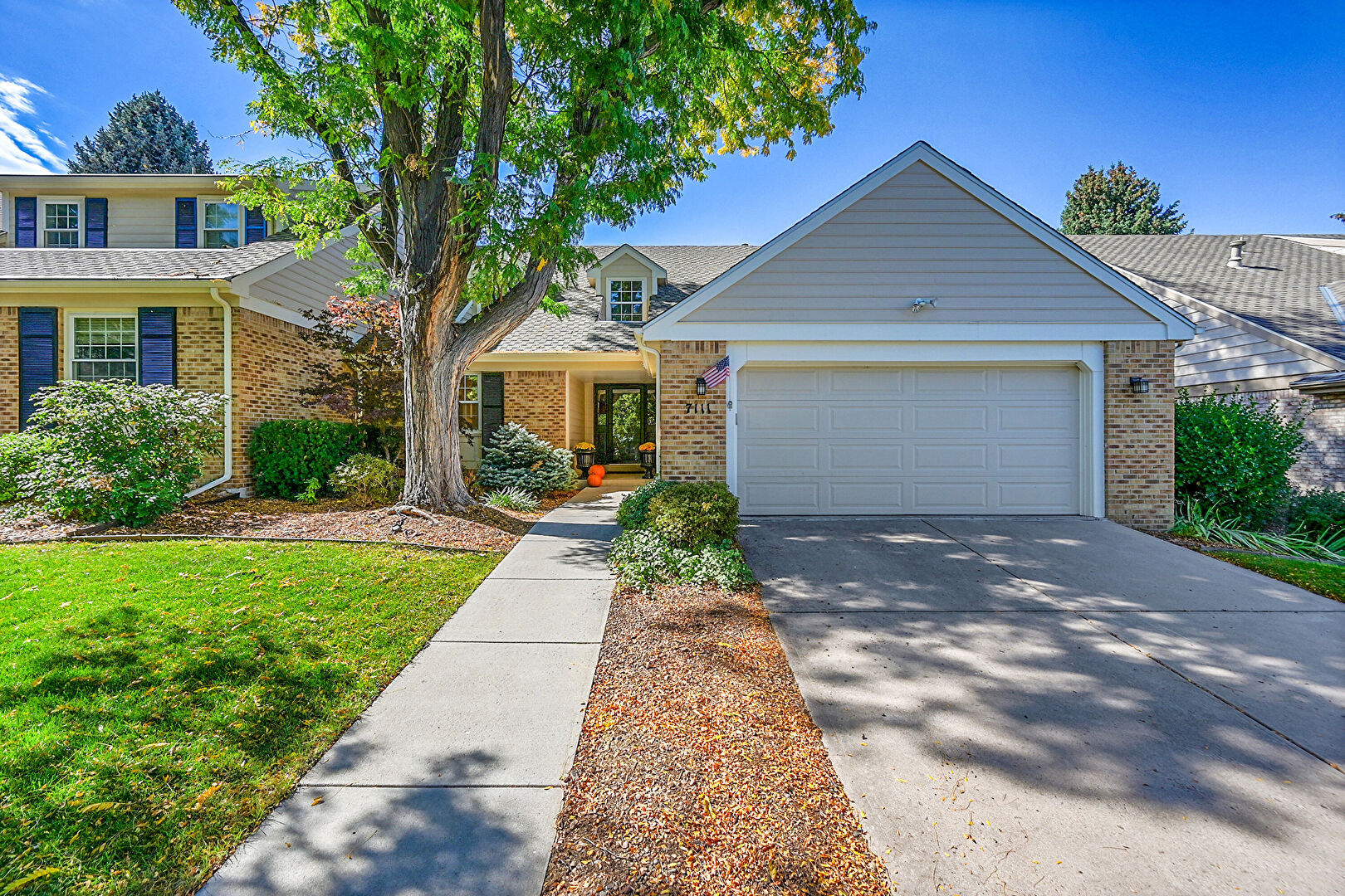 Front at 7111 S Poplar Ct, Centennial, CO 80112, listed by Jane Pearson