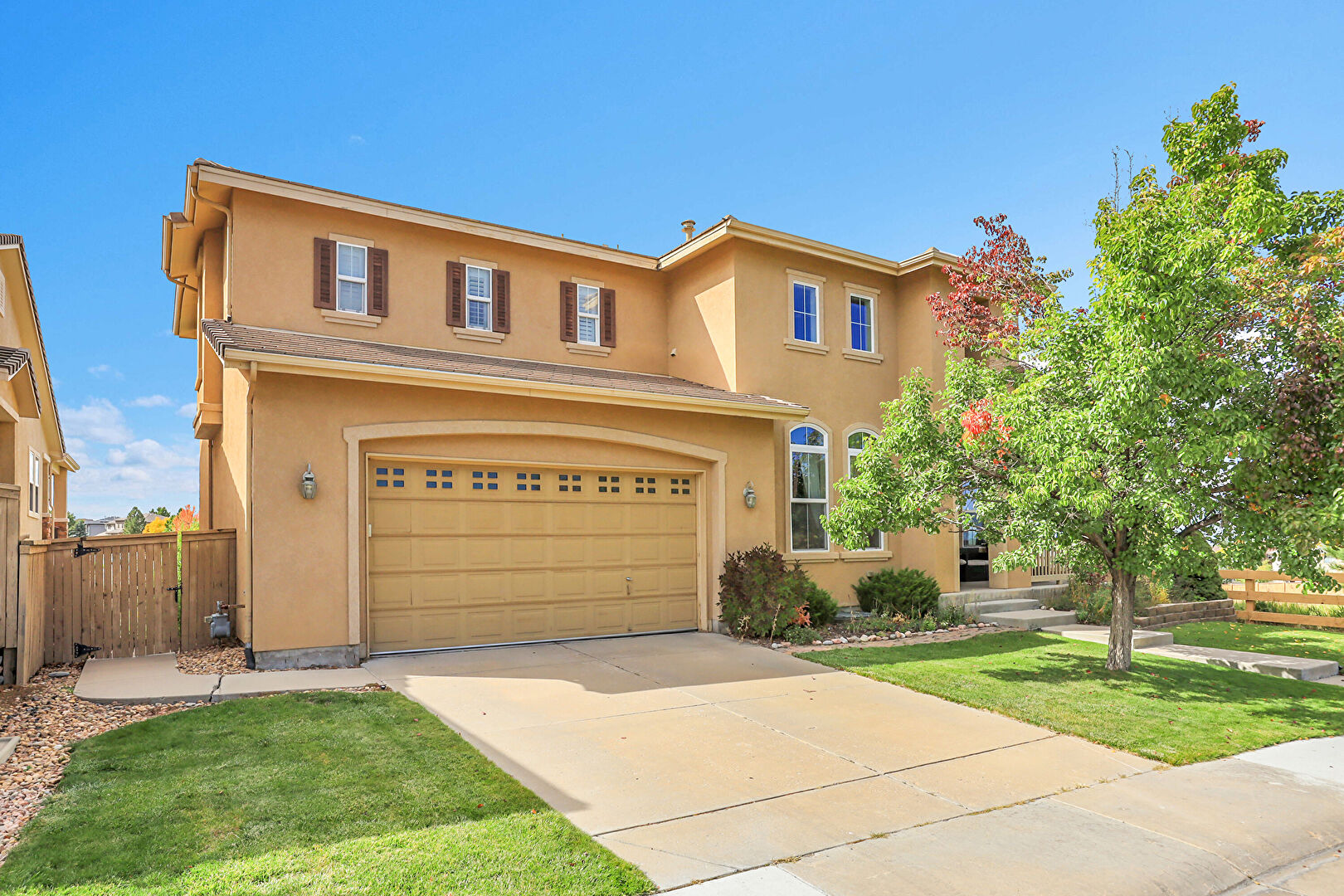 Front at 10975 Shadowbrook Circle, Littleton, CO 80130, listed by Matthew Lutz