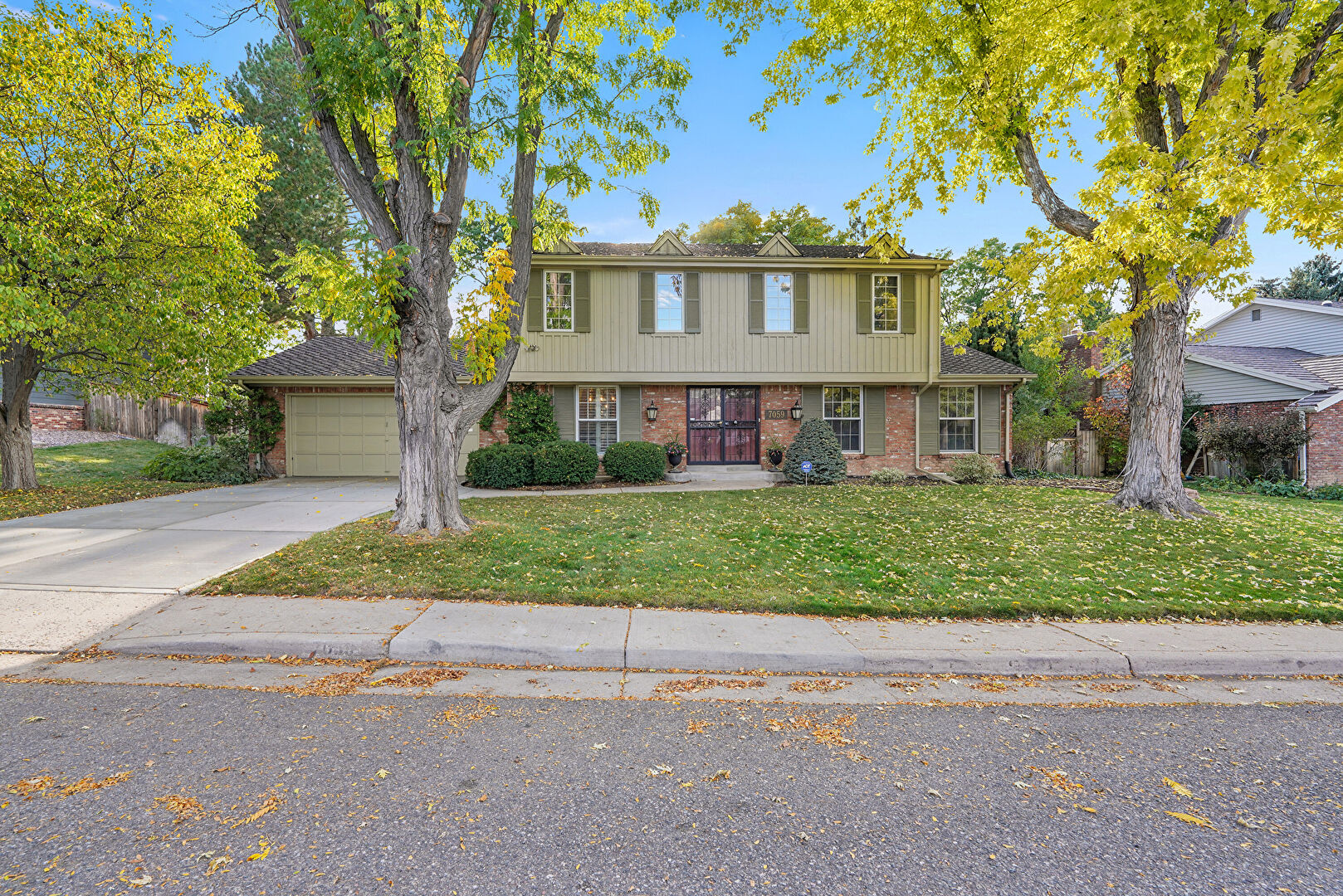 7059 South Columbine Way, Centennial, CO 80122, listed by Conrad Steller | Employing Broker, MLS ID: 2291674