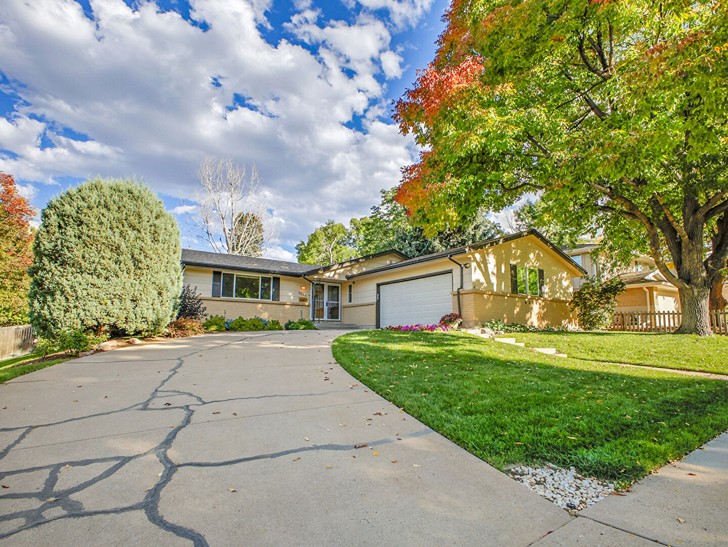 Front at 6244 South Jackson Street, Centennial, CO 80121, listed by Amber Wermerskirchen
